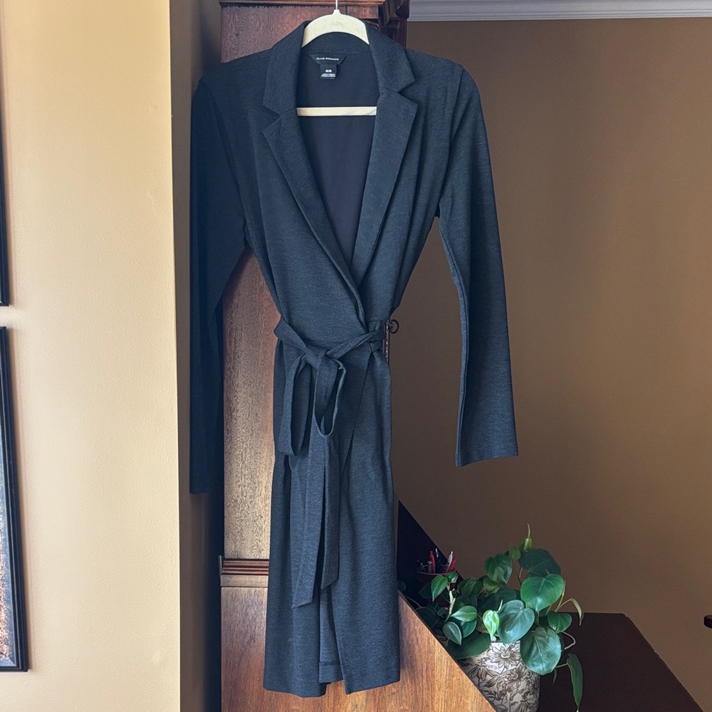 Club Monaco Charcoal Women's wrap dress. Never worn!
